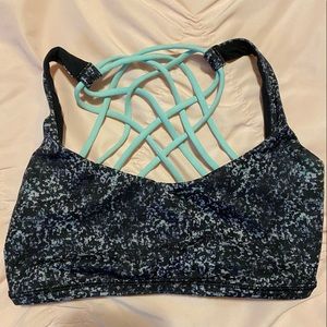 lululemon Free to Be Sports Bra Size 4